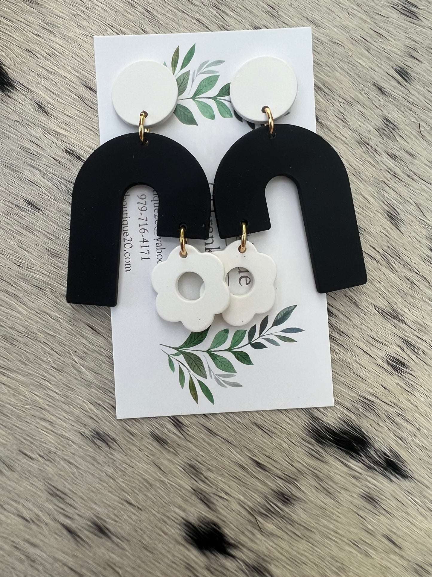 Arch Flower Earrings Asst