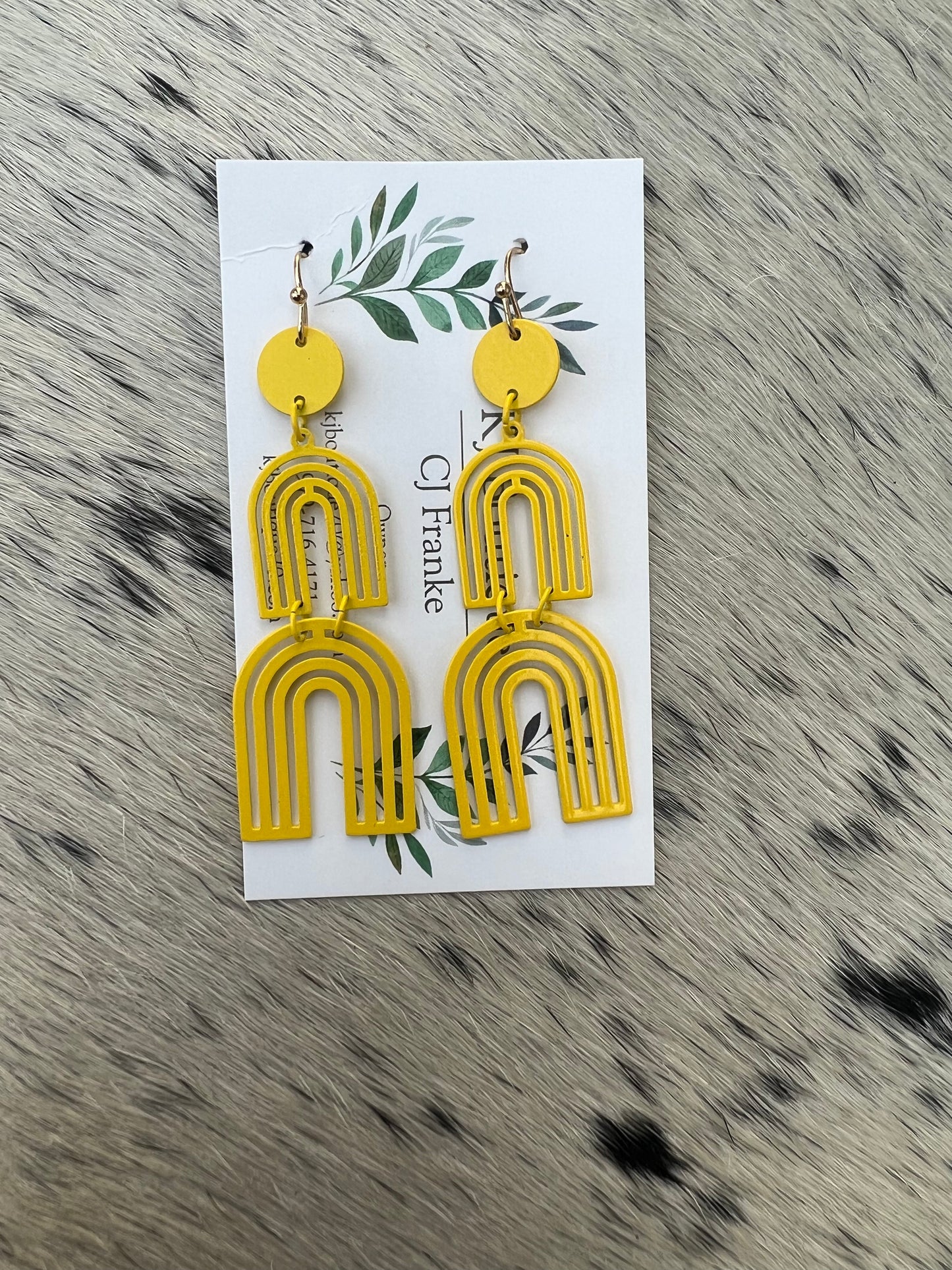 Triple Arch Earrings Asst