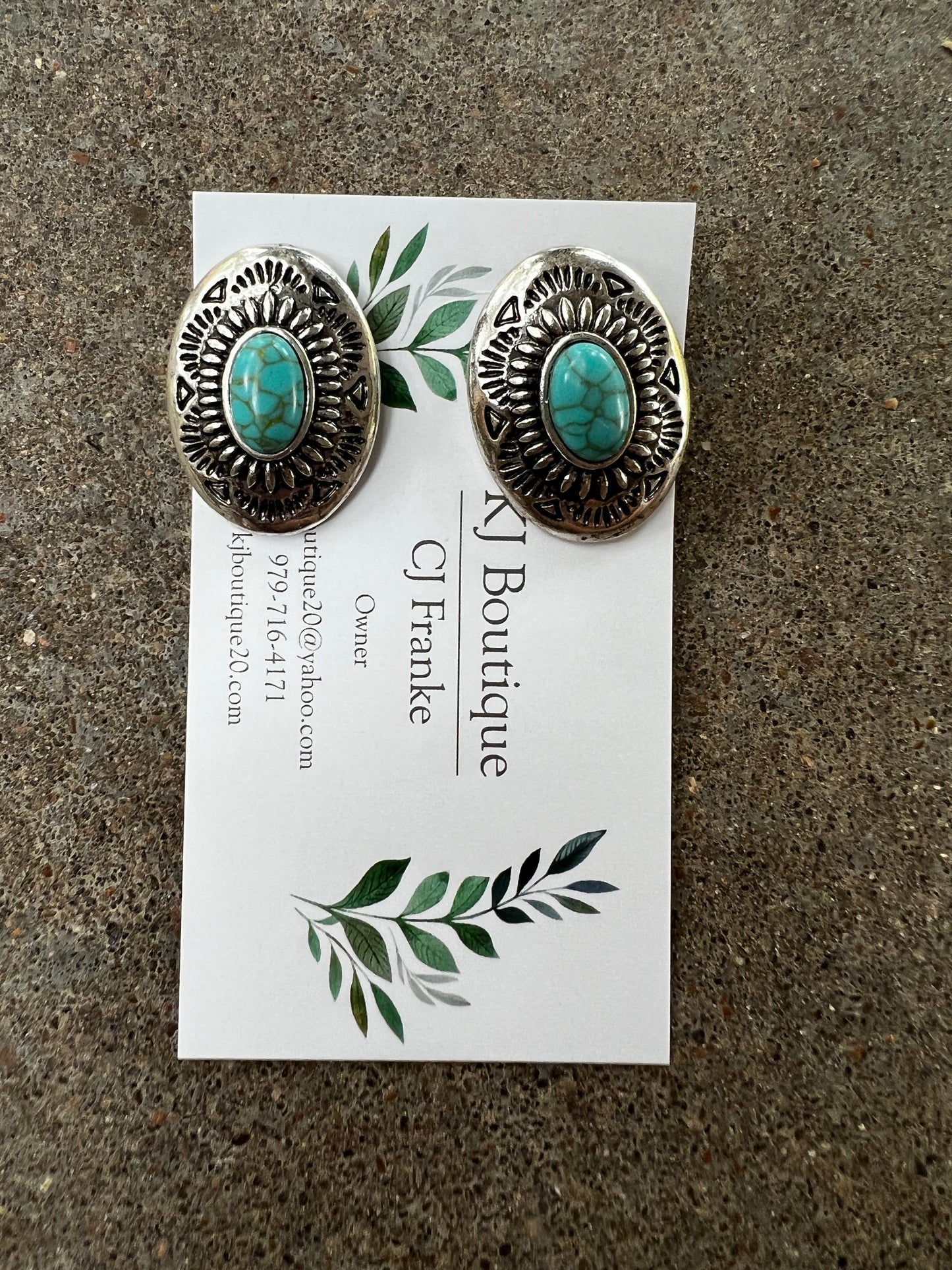 Large Color/Silver Stud Asst