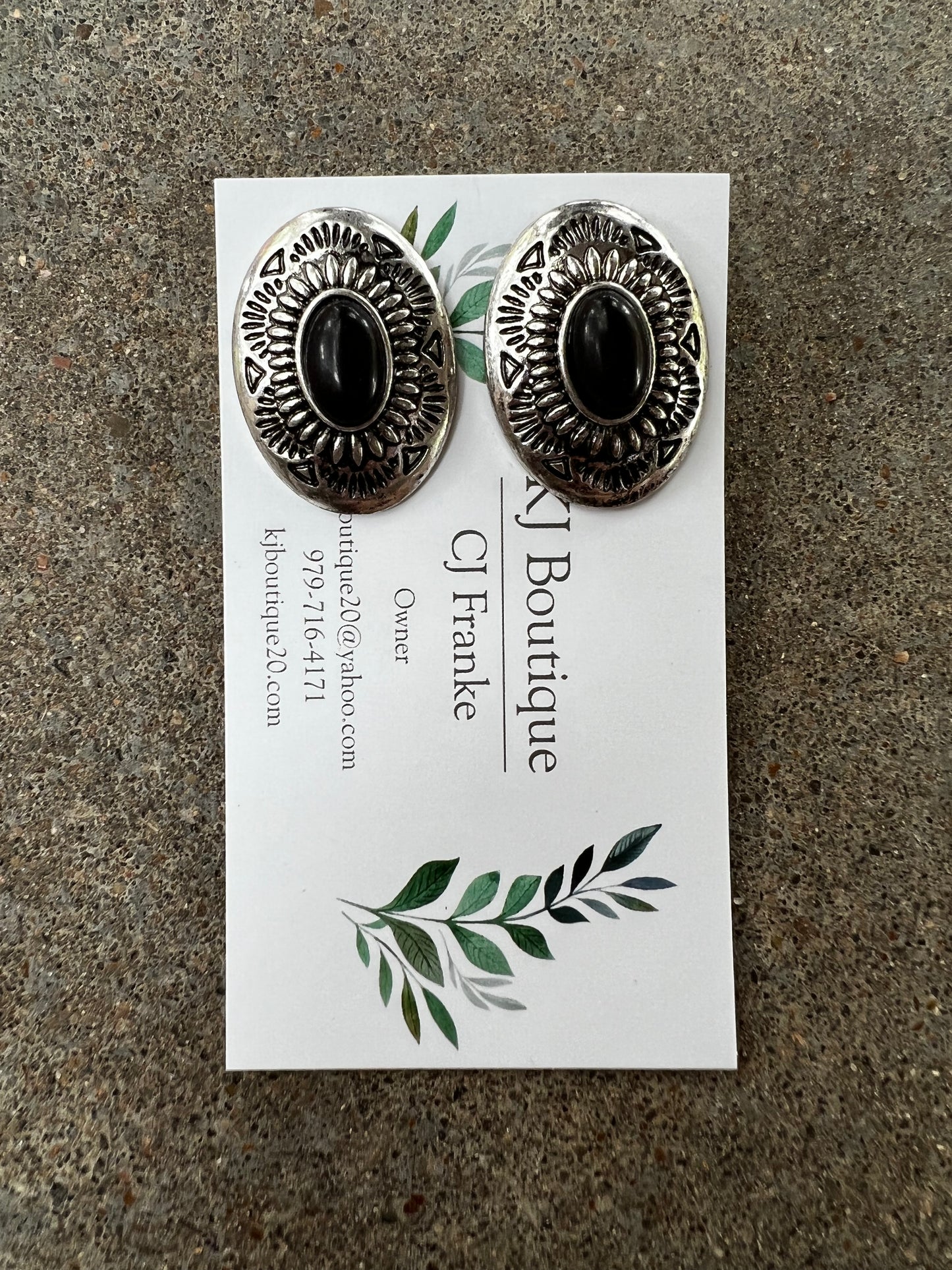 Large Color/Silver Stud Asst