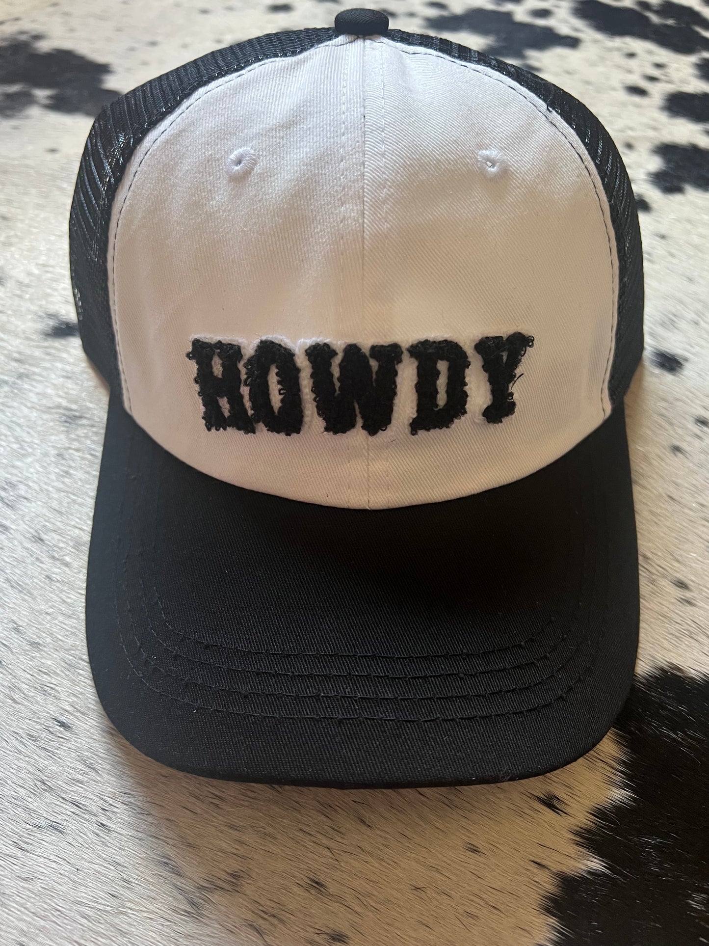 Howdy Trucker Hats Asst